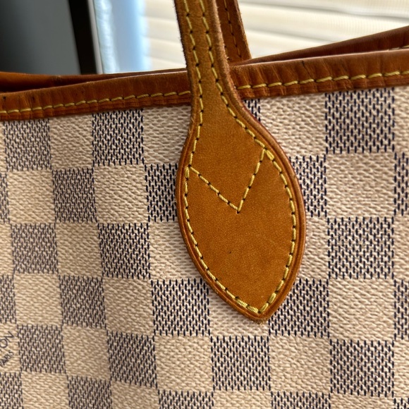 LOUIS VUITTON Neverfull - Picture 7 of 17